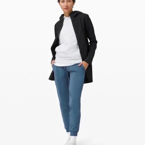 Lululemon Glyde Along Softshell Jacket Water Wind Resistant Outdoor Rain Coat - Picture 4 of 16